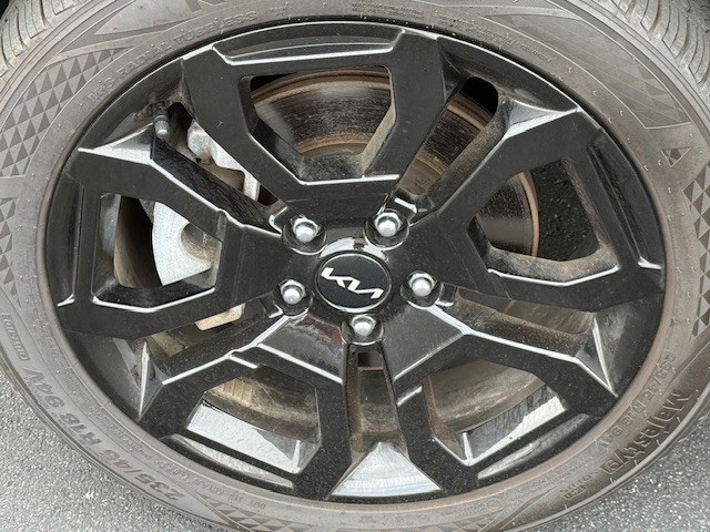 2024 Kia Seltos X-Line photo 9