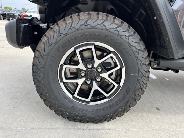 2025 Jeep Wrangler Rubicon photo 7