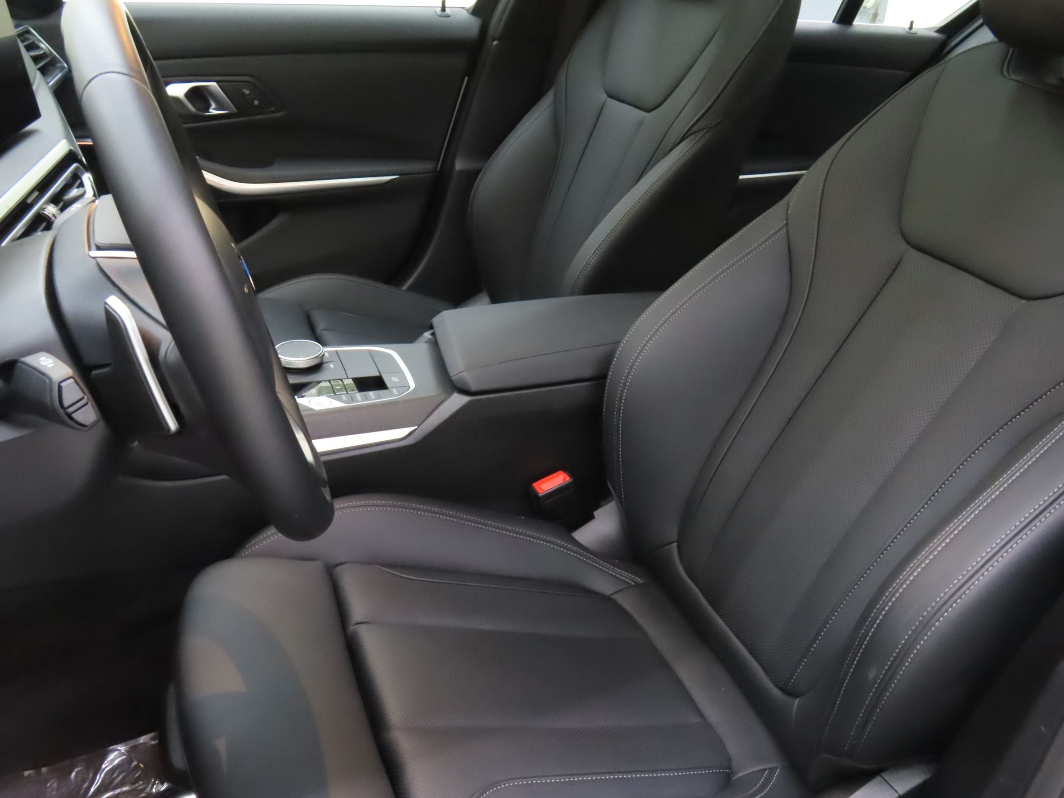2024 Bmw 330i photo 9