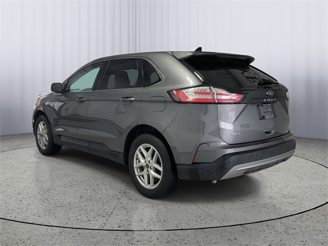 2024 Ford Edge SEL photo 3
