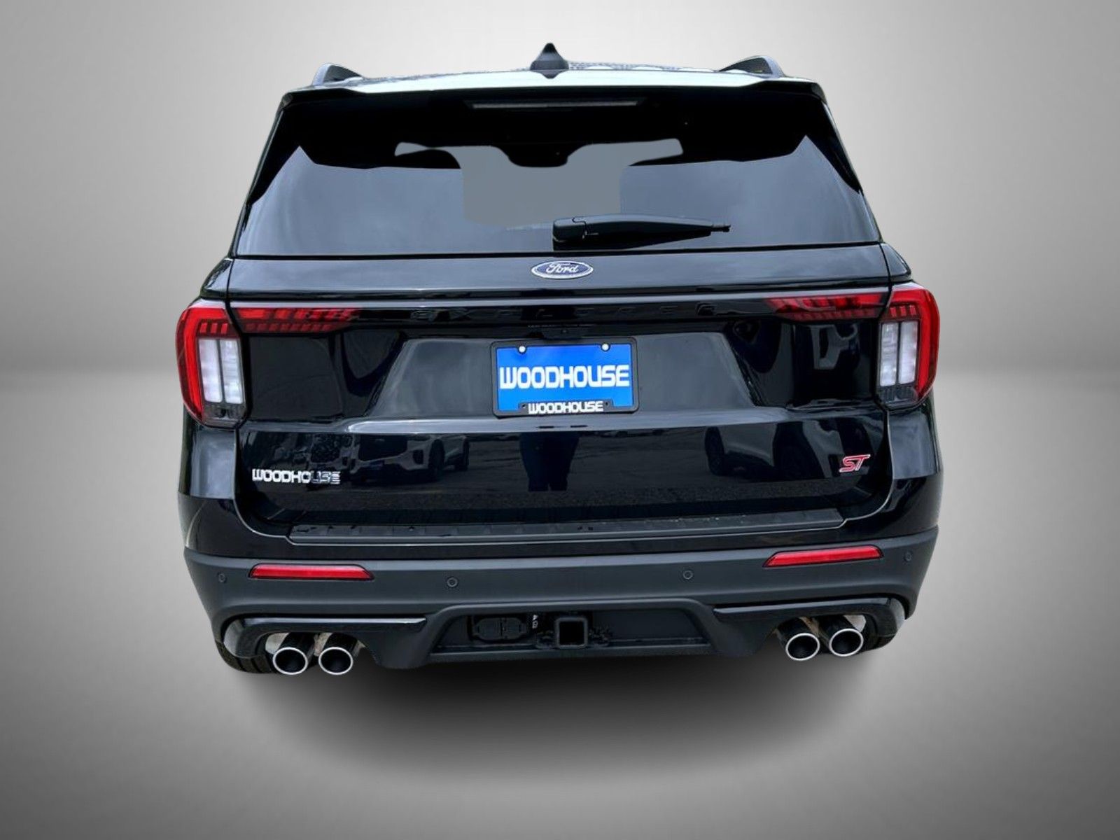 2025 Ford Explorer ST photo 4