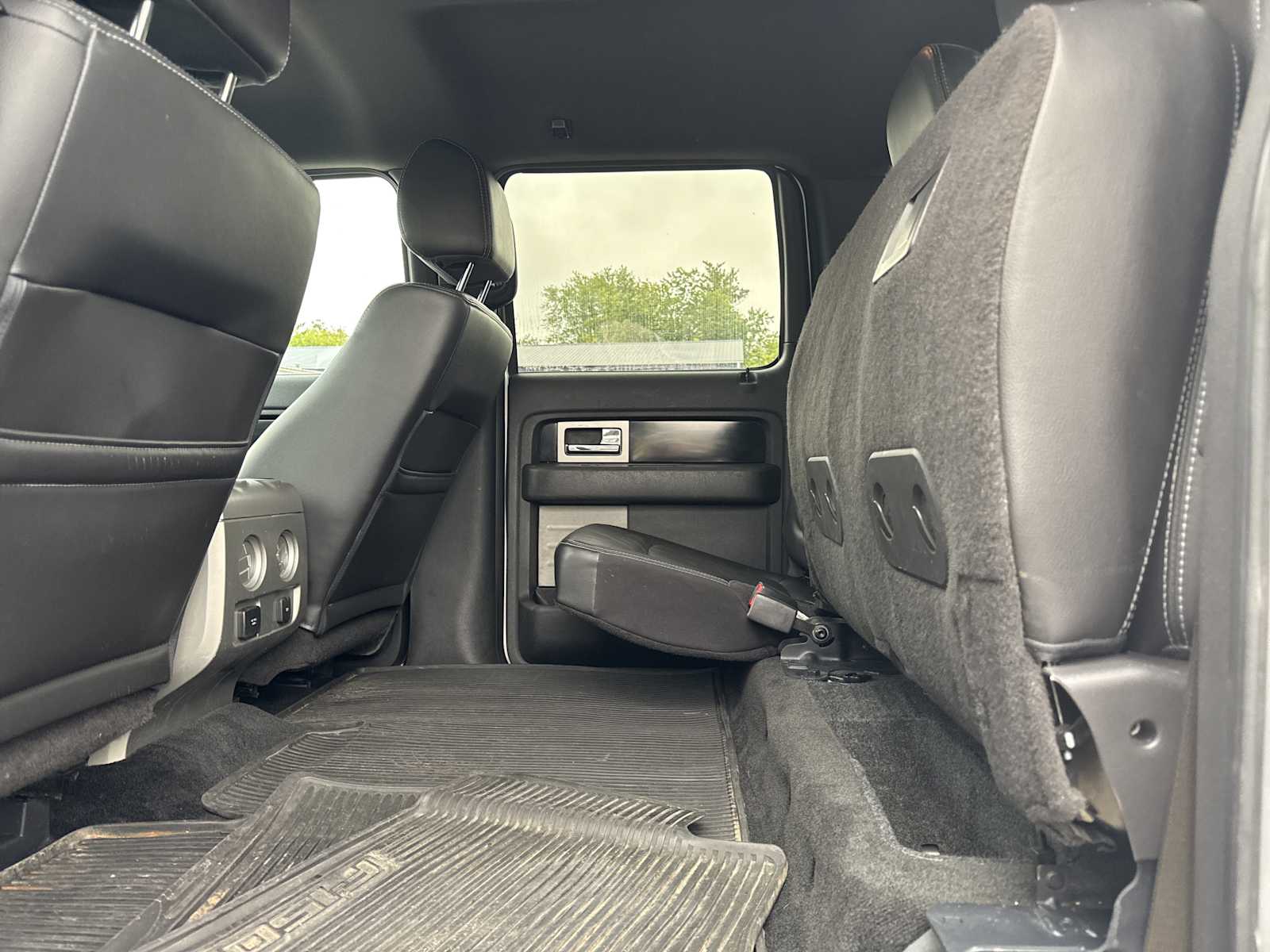 2012 Ford F-150 FX4 photo 33