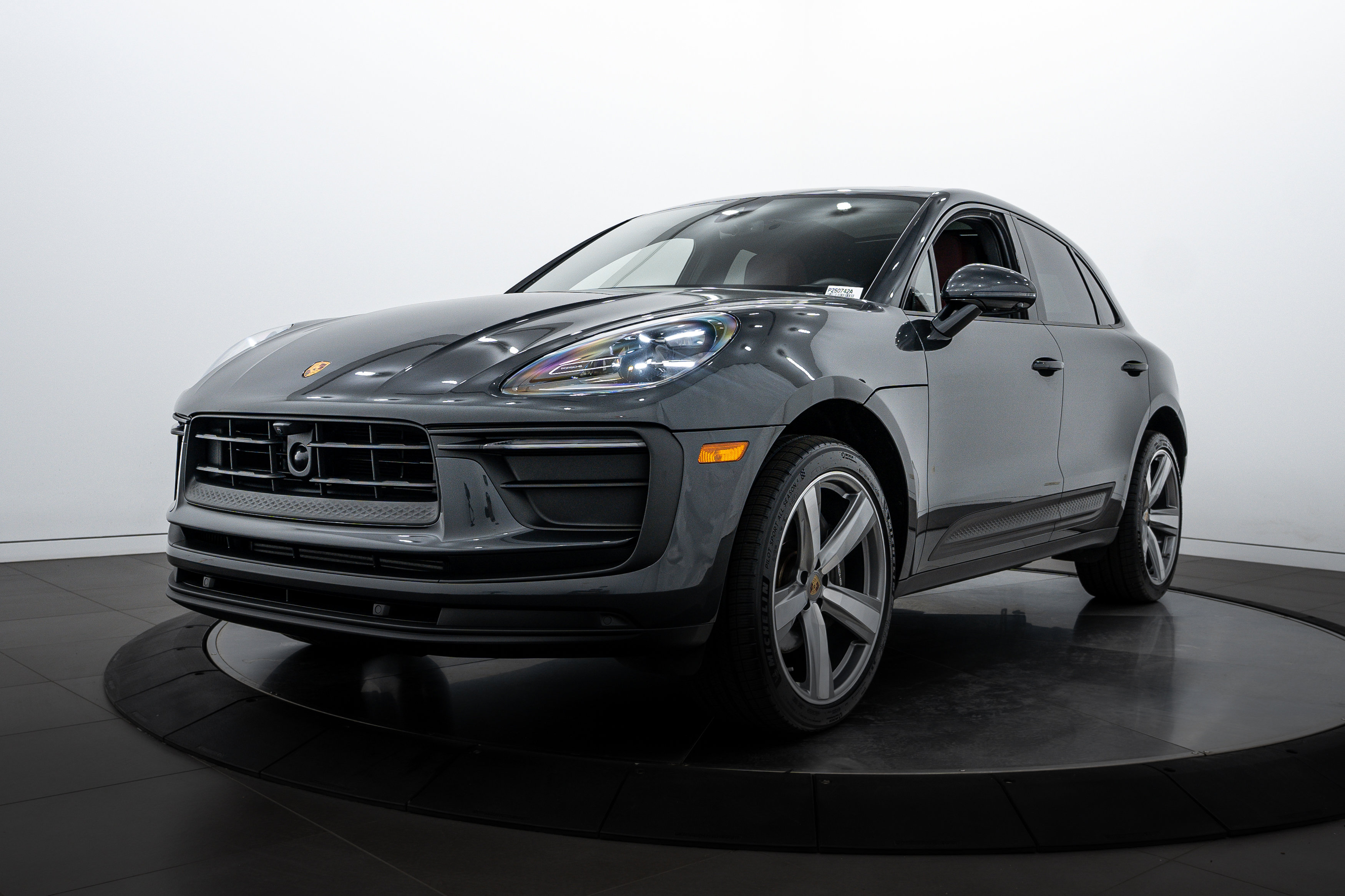 2023 Porsche Macan