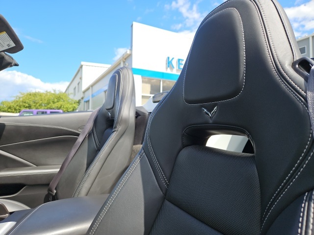 2015 Chevrolet Corvette Stingray Z51 3LT photo 21