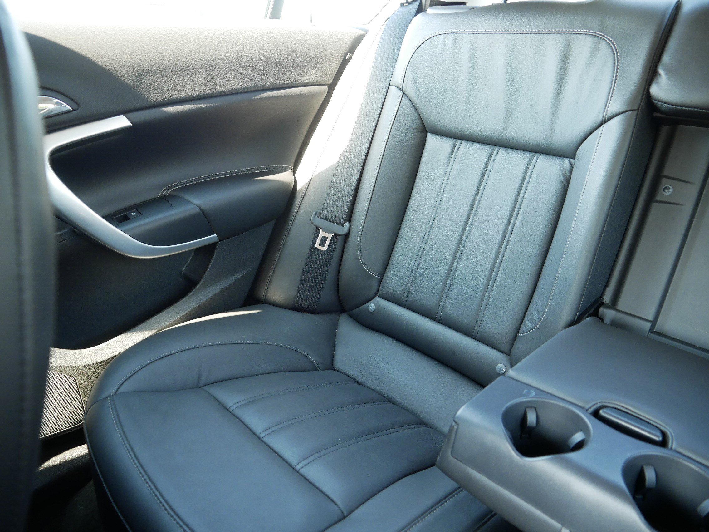 2016 Buick Regal Turbo photo 12