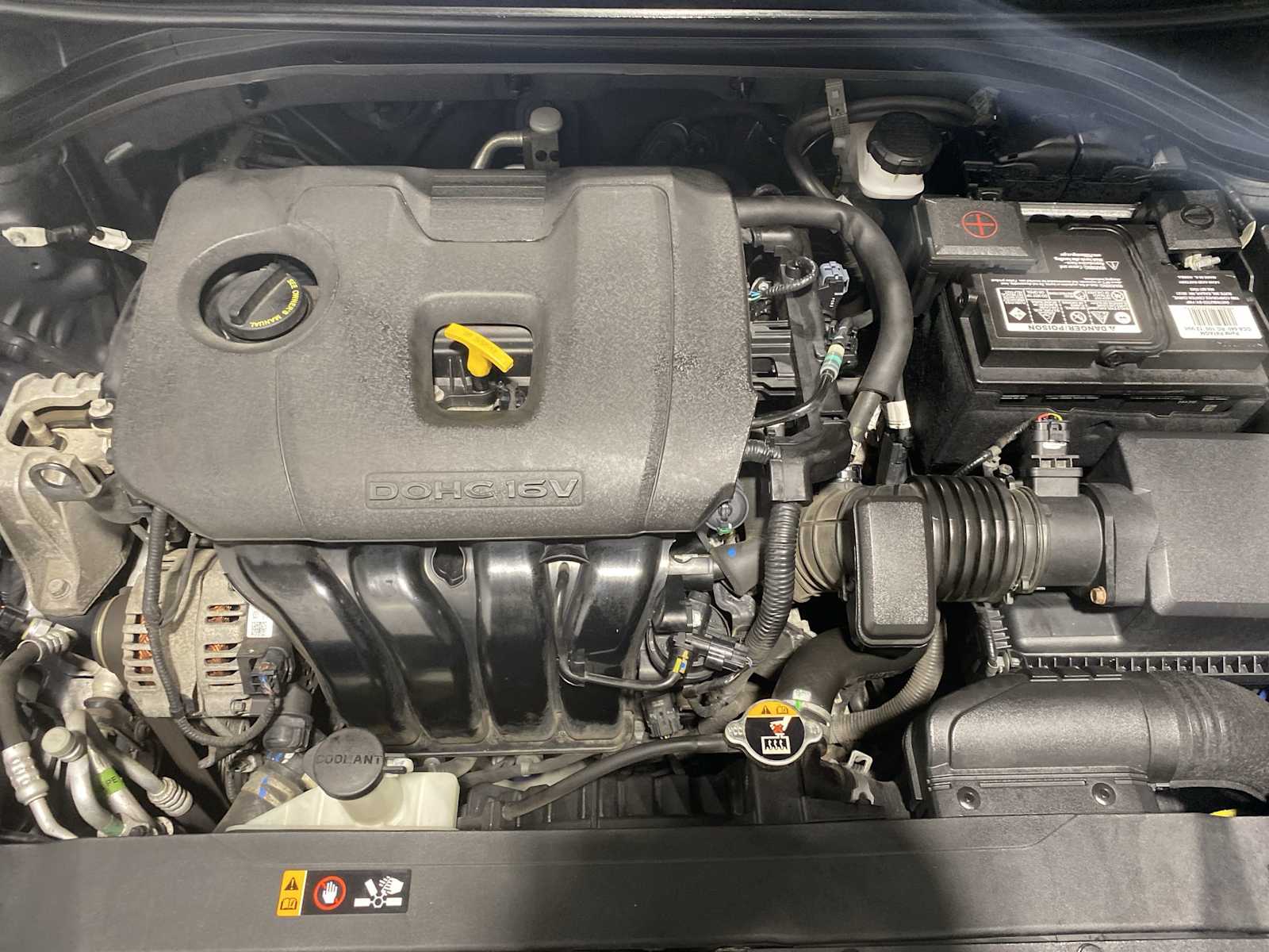 2020 Hyundai Elantra SEL photo 9