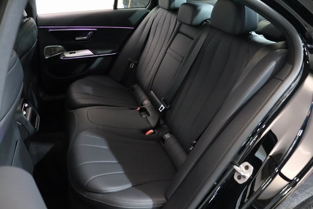 2025 Mercedes Benz E 350 4MATIC photo 17