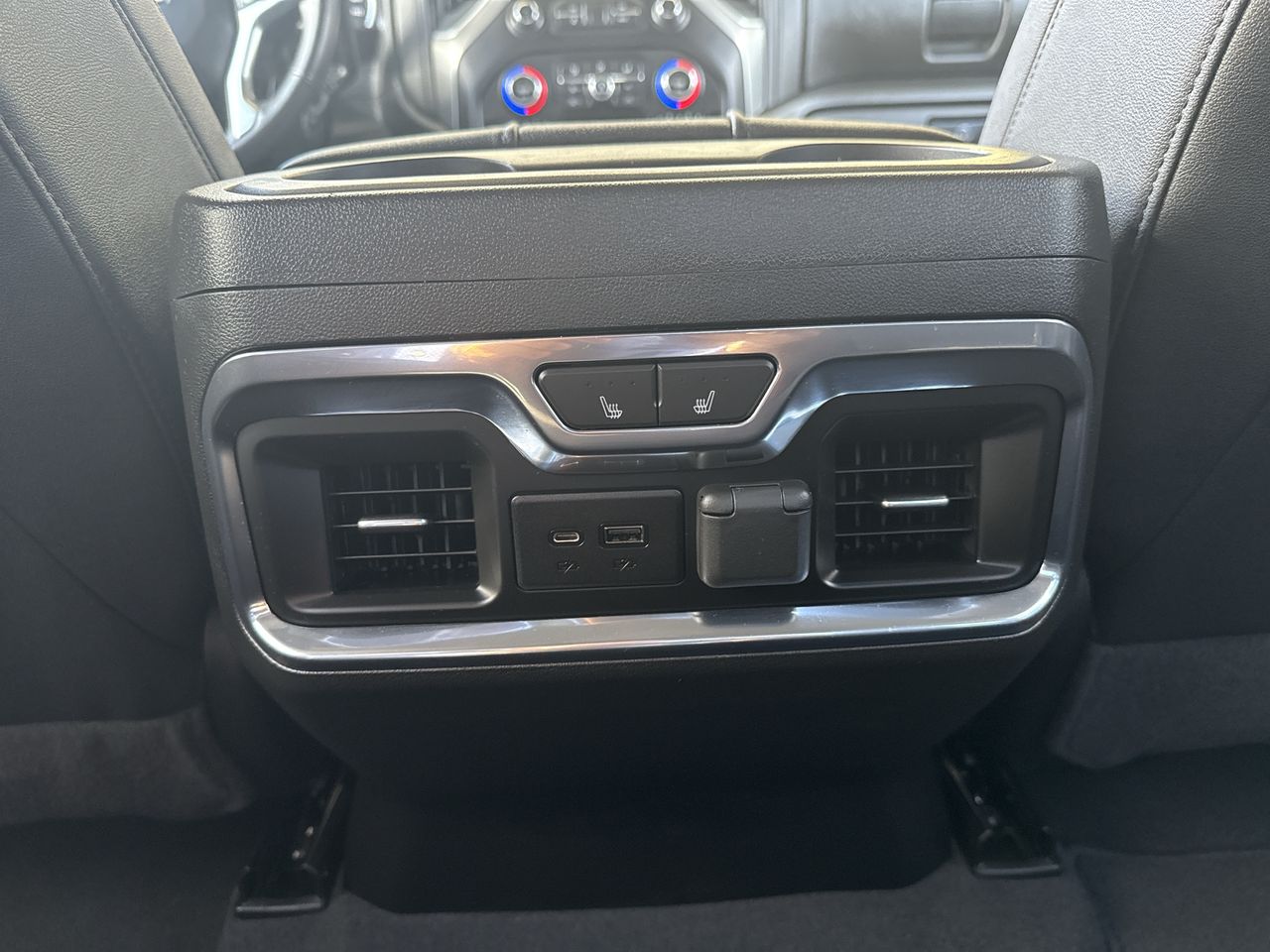 2023 Chevrolet Silverado 3500HD LTZ photo 12