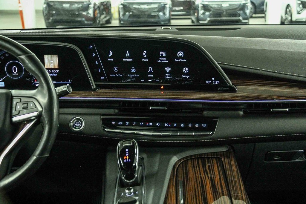 2021 Cadillac Escalade ESV Luxury photo 13