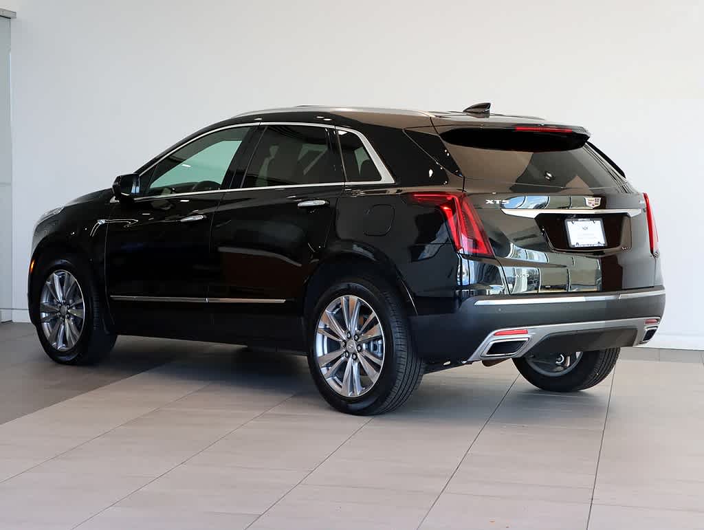 2023 Cadillac XT5 Premium Luxury photo 3