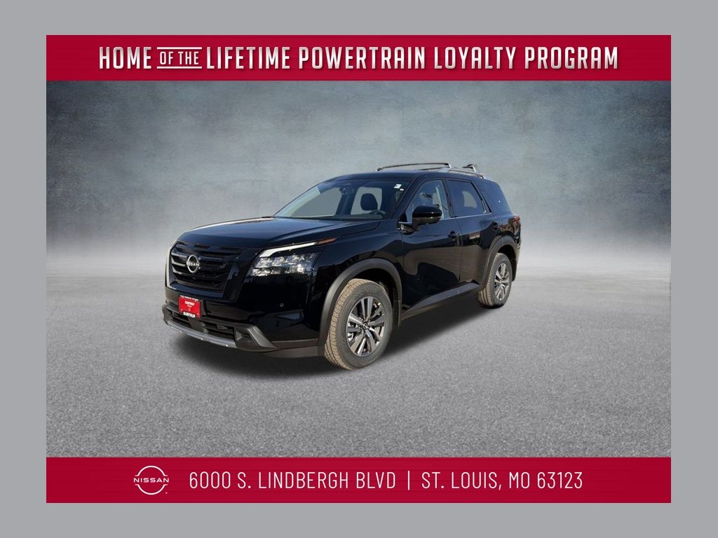 2025 Nissan Pathfinder SL's photo