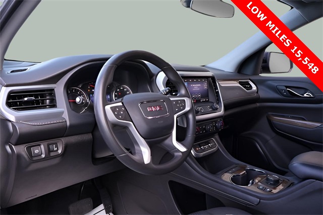 2023 Gmc Acadia SLE photo 2