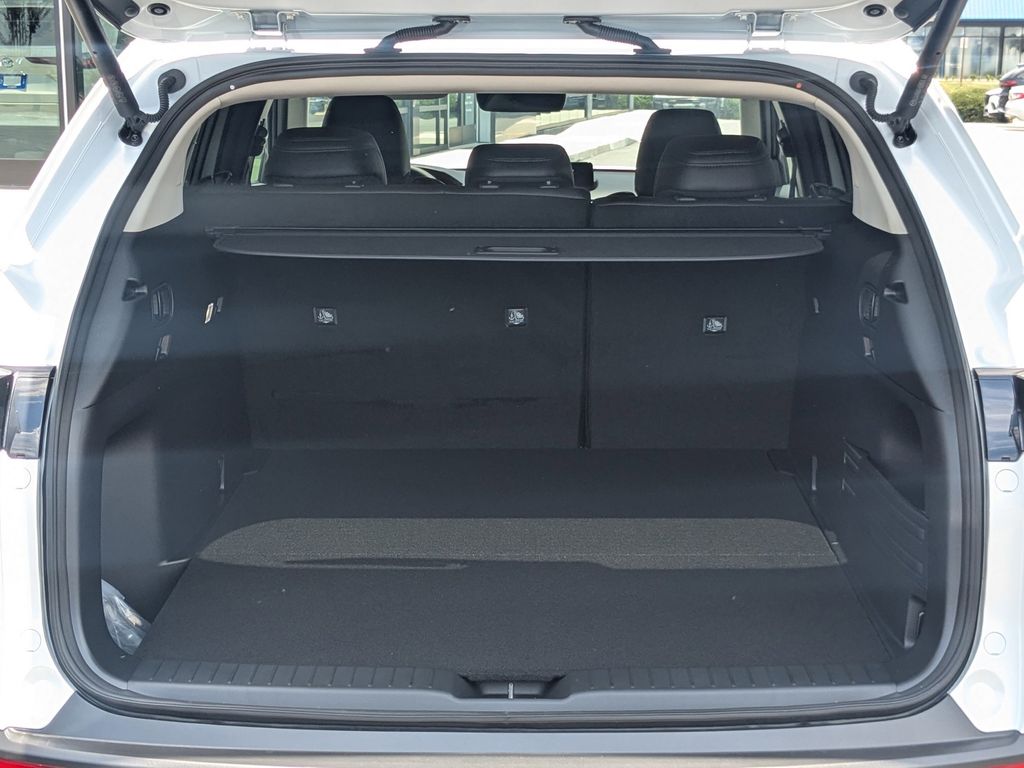 2025 Mazda CX-50 Premium photo 11