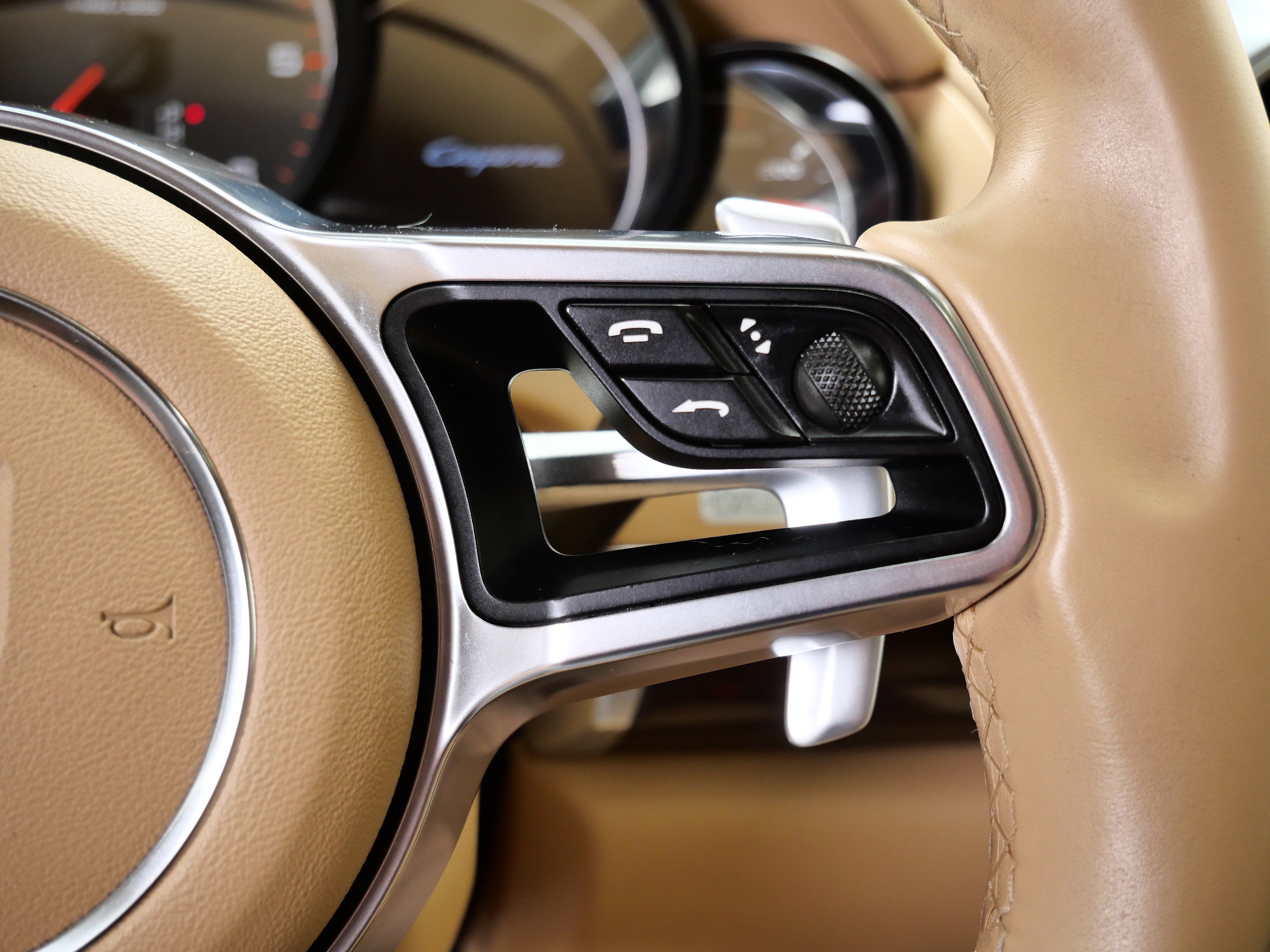 2015 Porsche Cayenne Diesel photo 25