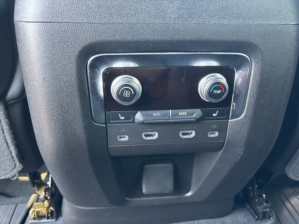 2023 Gmc Yukon Denali Ultimate photo 25