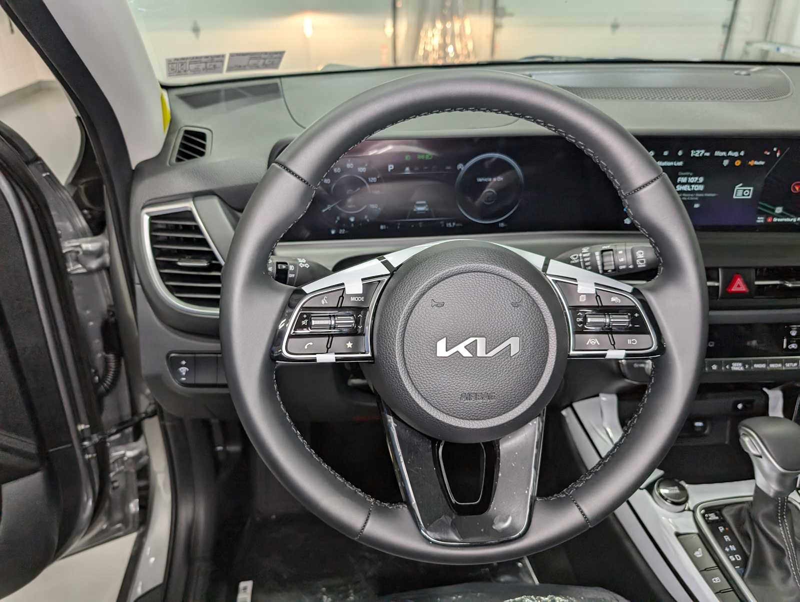 2026 Kia Seltos EX photo 26