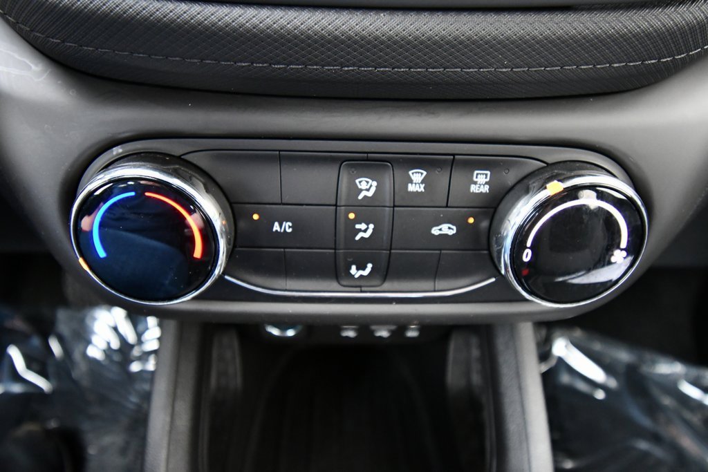 2021 Chevrolet Trailblazer LS photo 23
