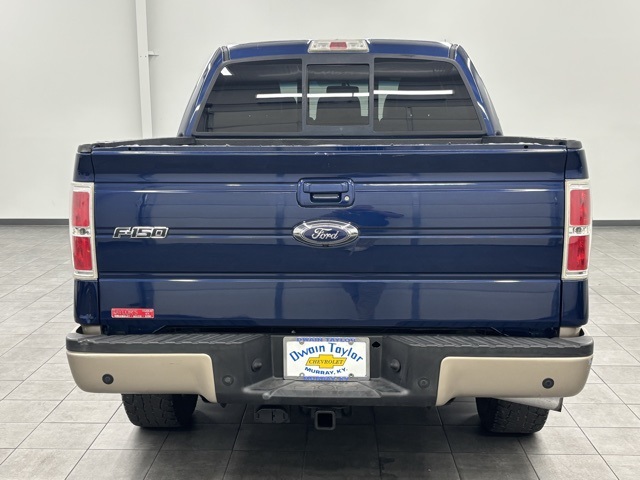 2011 Ford F-150 Lariat photo 2
