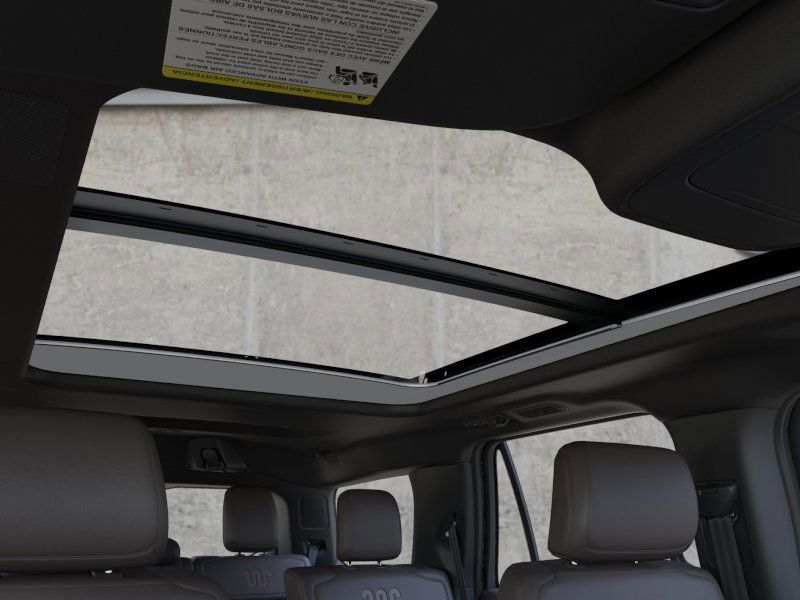 2025 Ford Expedition King Ranch photo 21