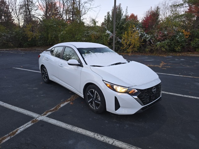 2024 Nissan Sentra SV photo 2