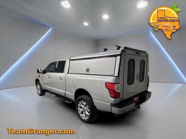 2021 Nissan Titan SV photo 4