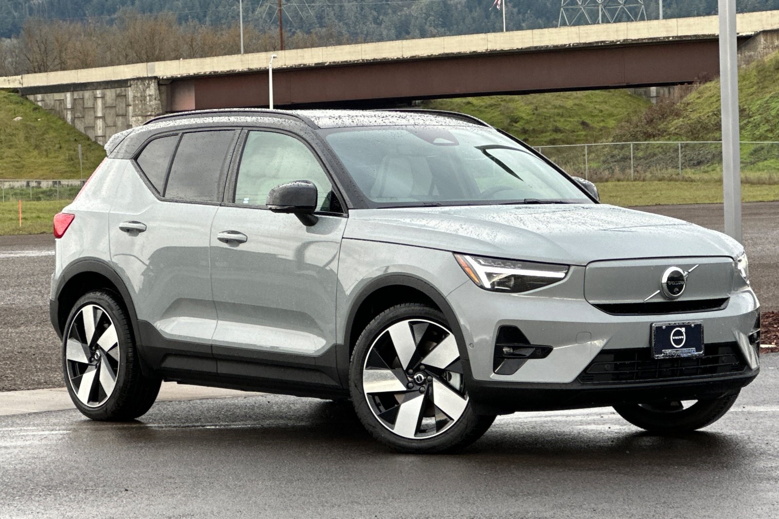 2026 Volvo EX40 Plus's photo