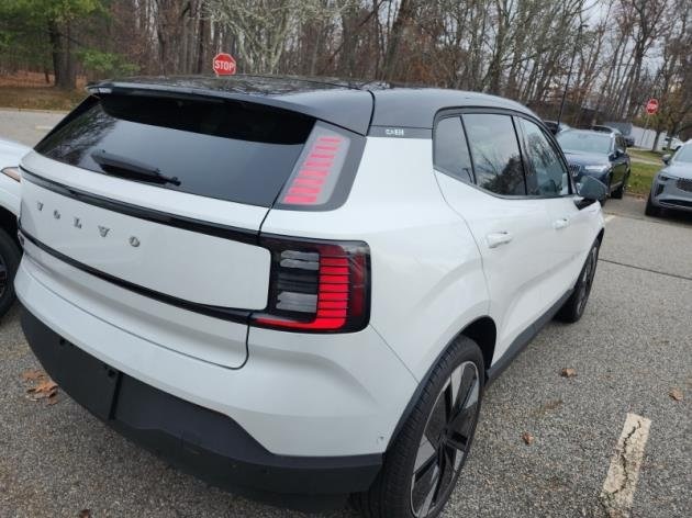 2025 Volvo EX30 Ultra photo 3