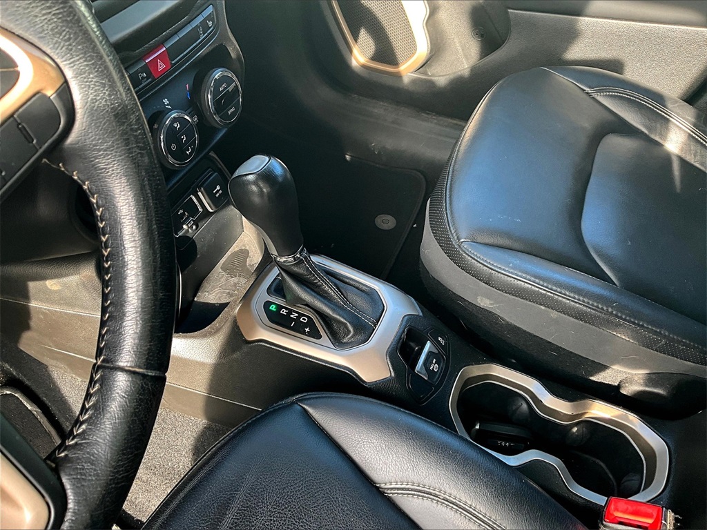 2017 Jeep Renegade Limited photo 18