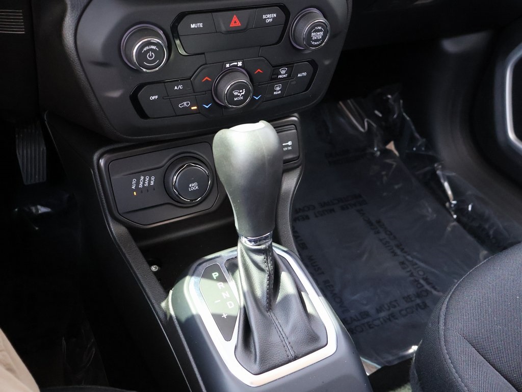 2020 Jeep Renegade Latitude photo 35