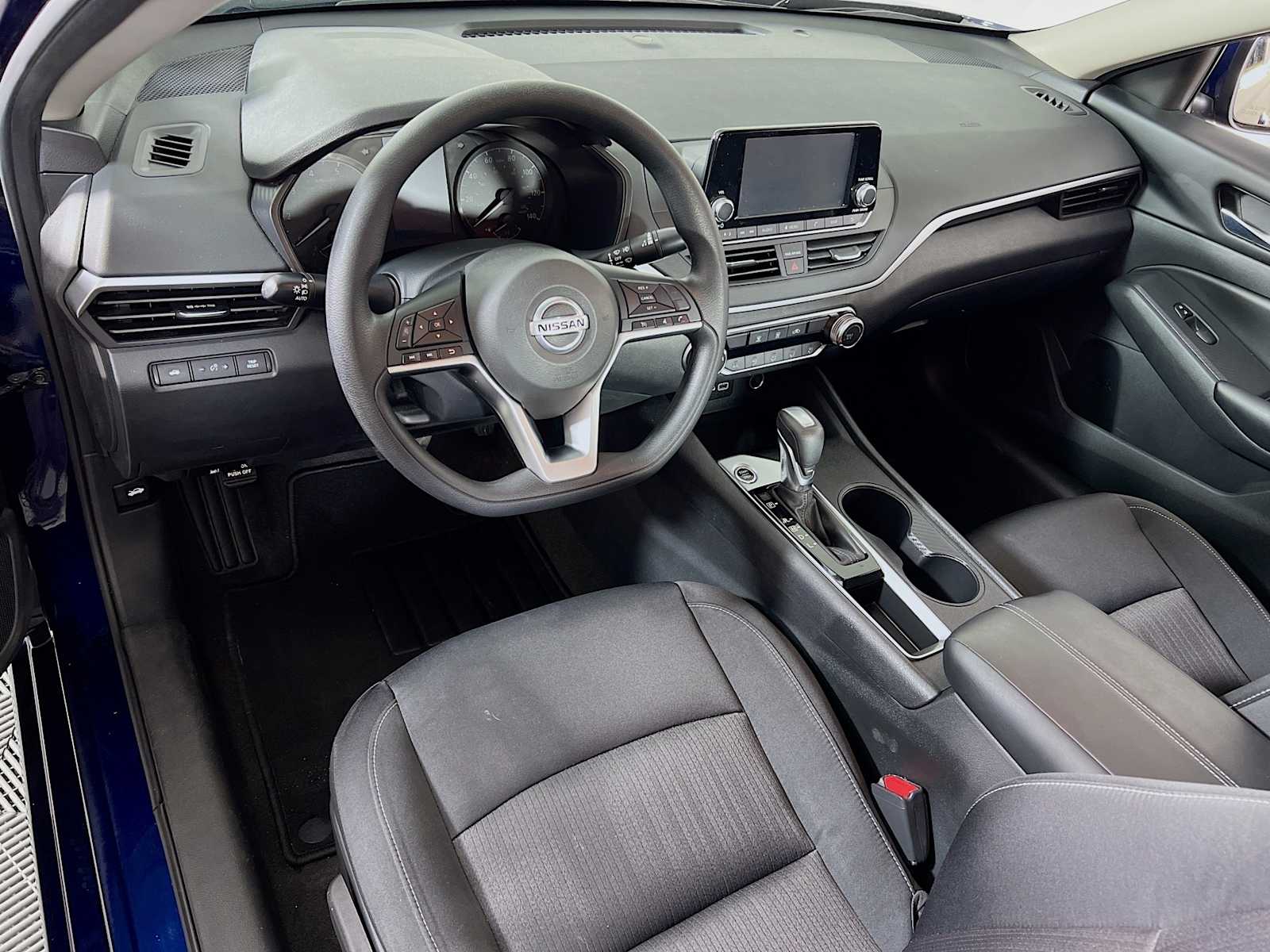 2022 Nissan Altima 2.5 S photo 7