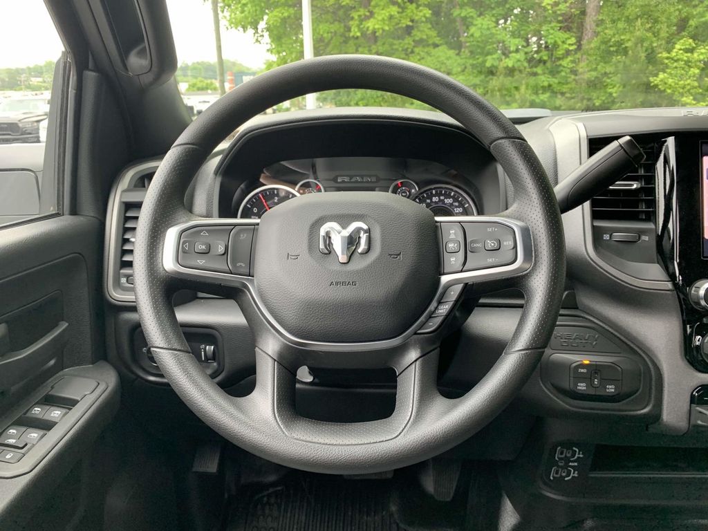 2025 Ram 2500 Tradesman photo 21
