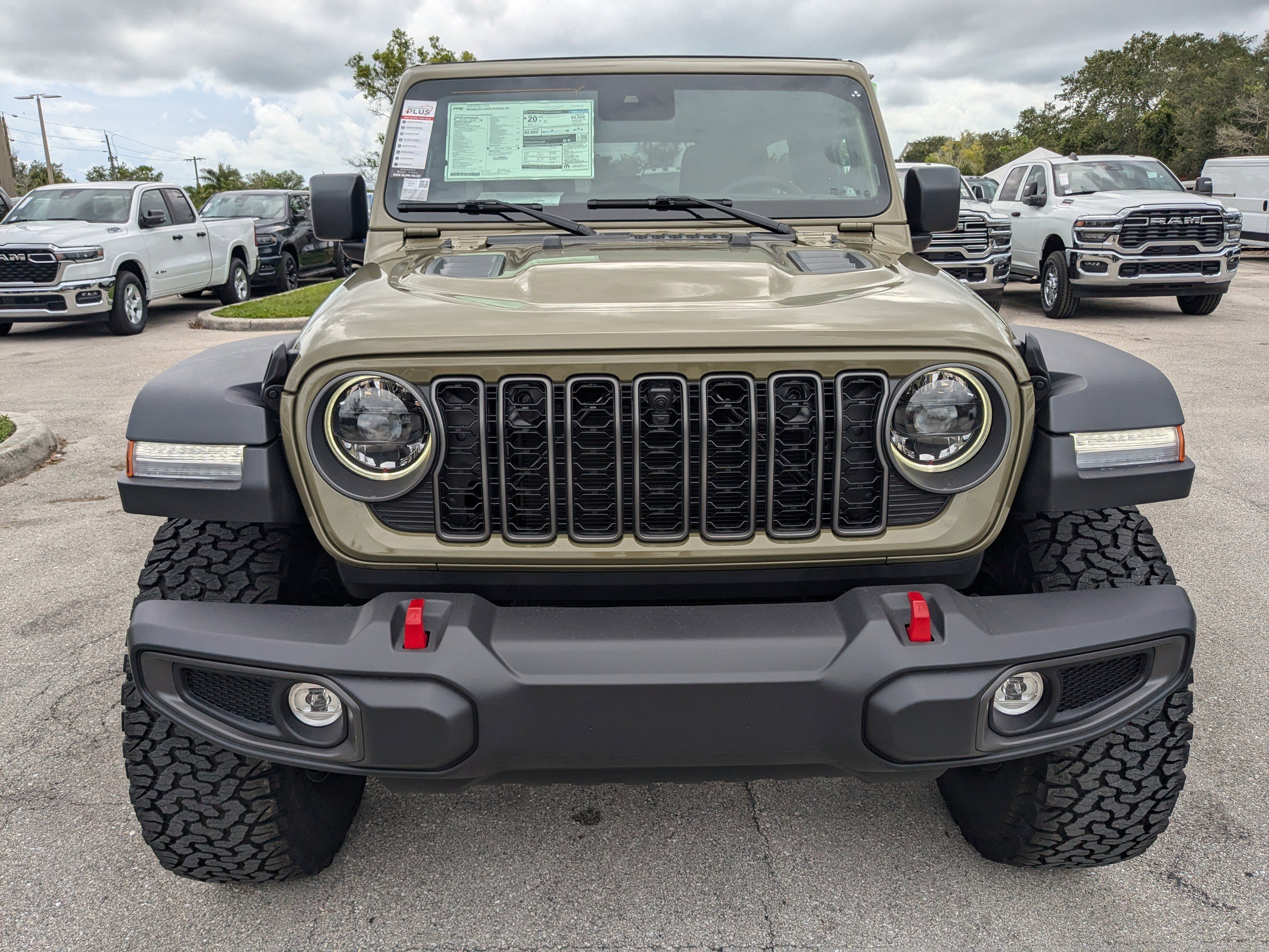 2025 Jeep Wrangler Rubicon photo 2