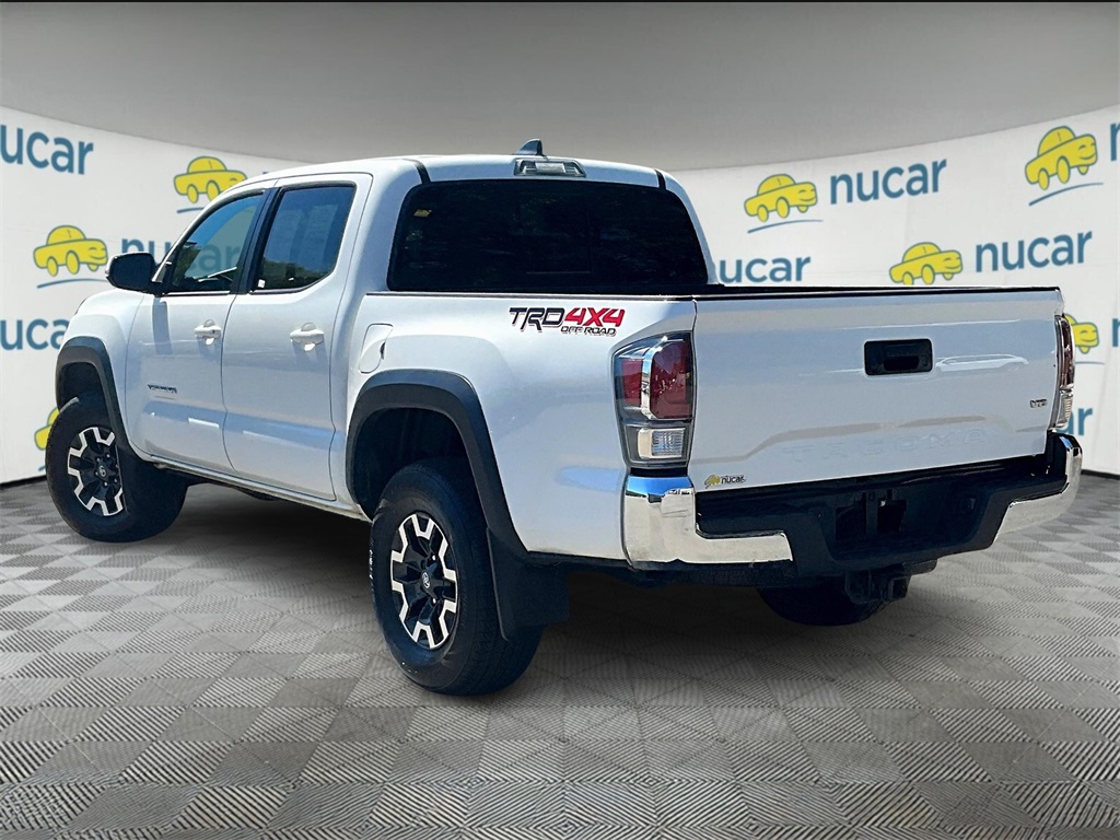 2023 Toyota Tacoma TRD Off-Road photo 4