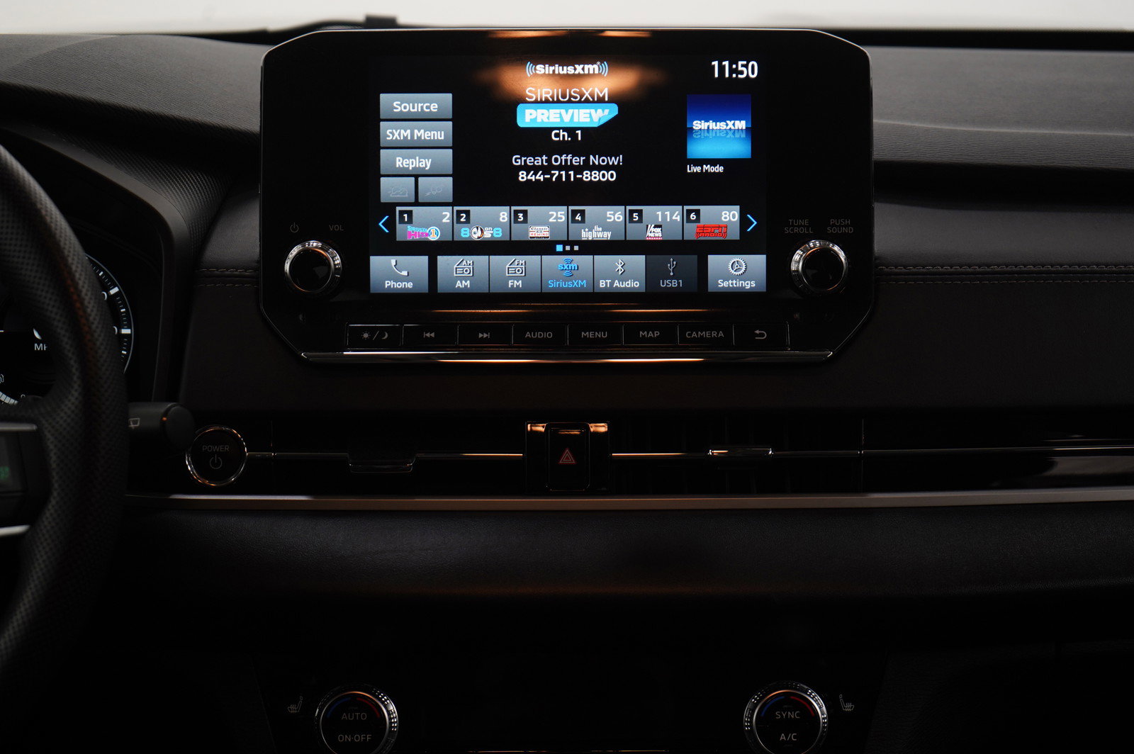 2023 Mitsubishi Outlander PHEV SE photo 17