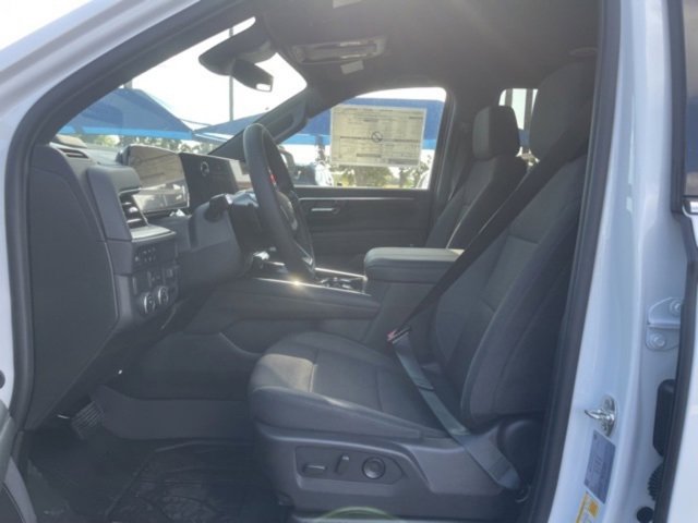 2025 Chevrolet Tahoe LS photo 12