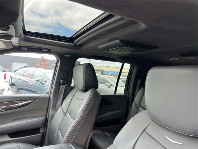2016 Cadillac Escalade ESV Platinum photo 22