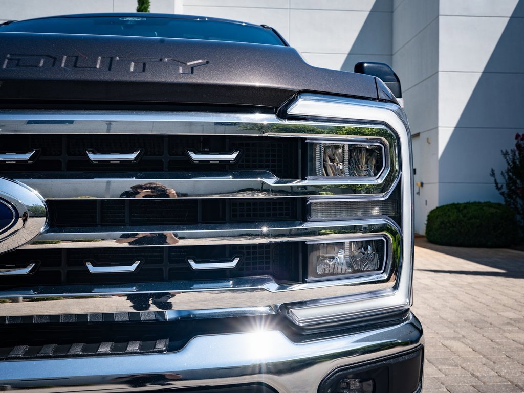 2024 Ford F-350 photo 15