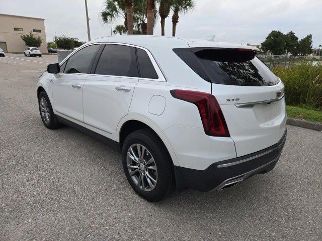 2021 Cadillac XT5 Premium Luxury photo 3