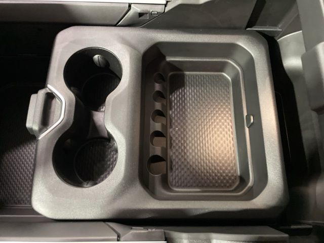 2025 Ram 2500 Big Horn photo 28