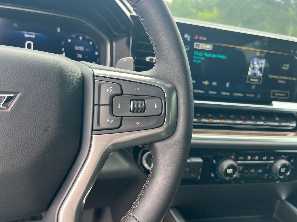 2025 Chevrolet Silverado 1500 RST photo 20