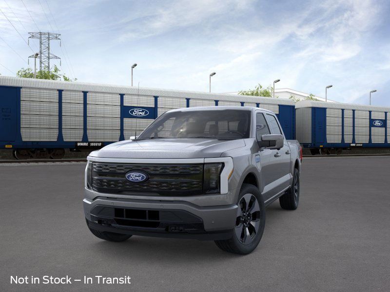 2025 Ford F-150 Lightning Platinum photo 2