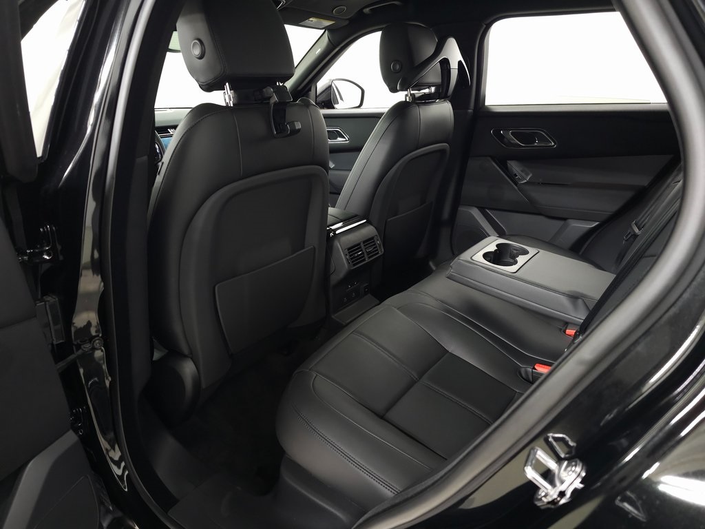 2026 LAND ROVER RANGE ROVER VELAR - Image 33
