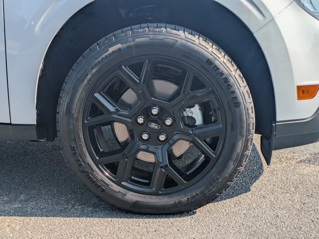 2025 Ford Maverick XLT photo 11