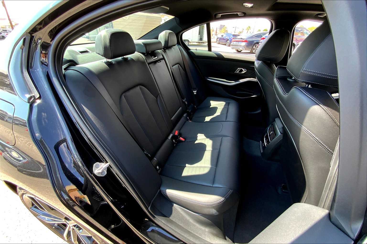 2024 Bmw 330i photo 18