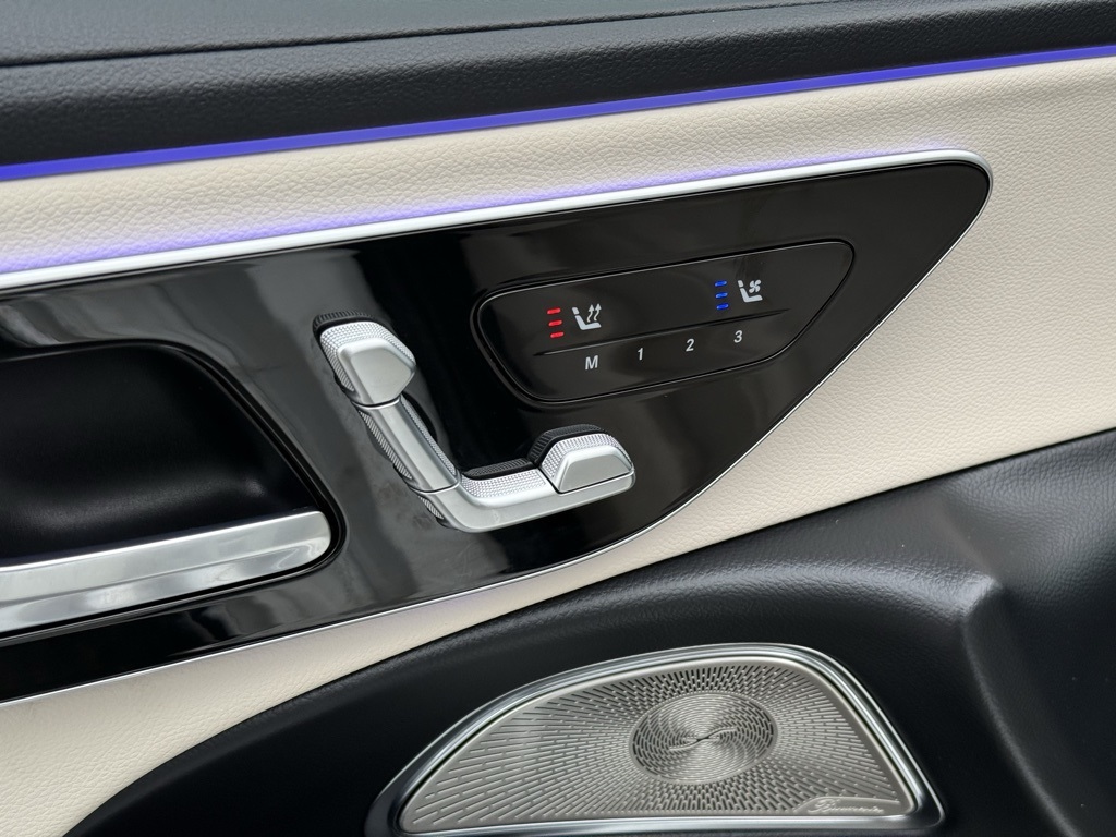 2024 Mercedes Benz E 350 4MATIC photo 3