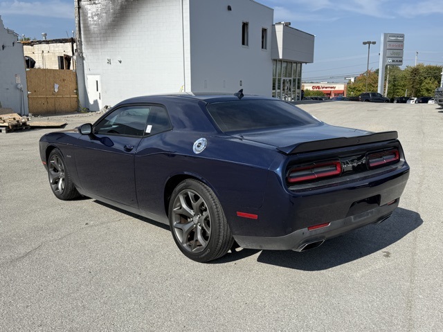 2015 Dodge Challenger SXT Plus photo 8