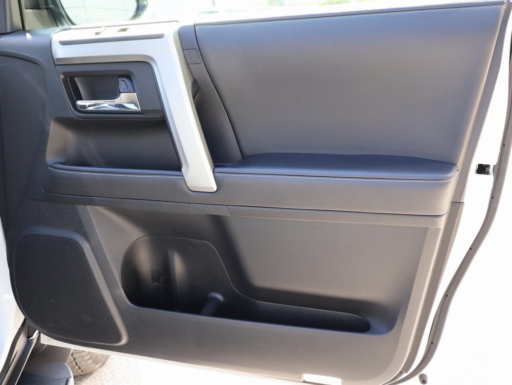 2024 Toyota 4Runner SR5 Premium photo 7