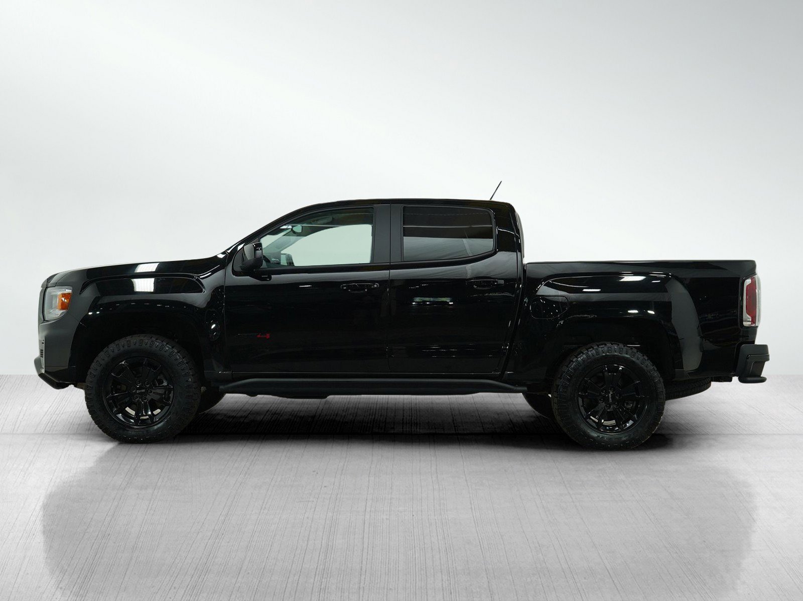 Used 2022 GMC Canyon AT4 with VIN 1GTG6FEN8N1287206 for sale in Bloomington, Minnesota