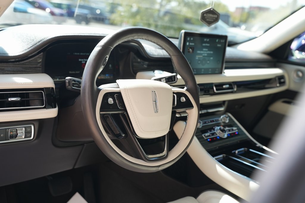 2022 Lincoln Aviator Black Label Grand Touring photo 15