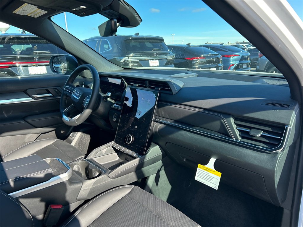 2026 GMC TERRAIN - Image 35